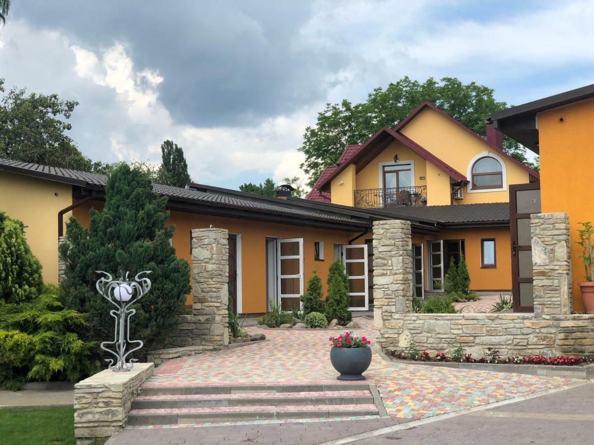 Міні-Готель "Еко" Kamianets-Podilskyi Εξωτερικό φωτογραφία